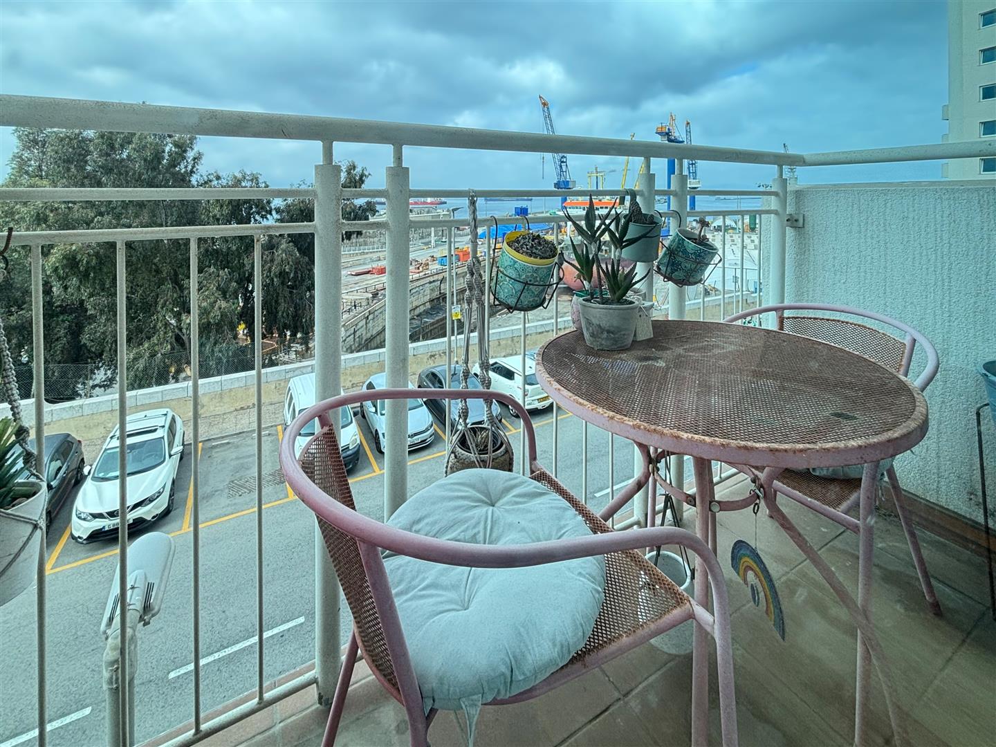 Image of Apartment - 3 Bedrooms - 1 Bathrooms for Sale in Cumberland Terraces-Gibraltar, Image 11